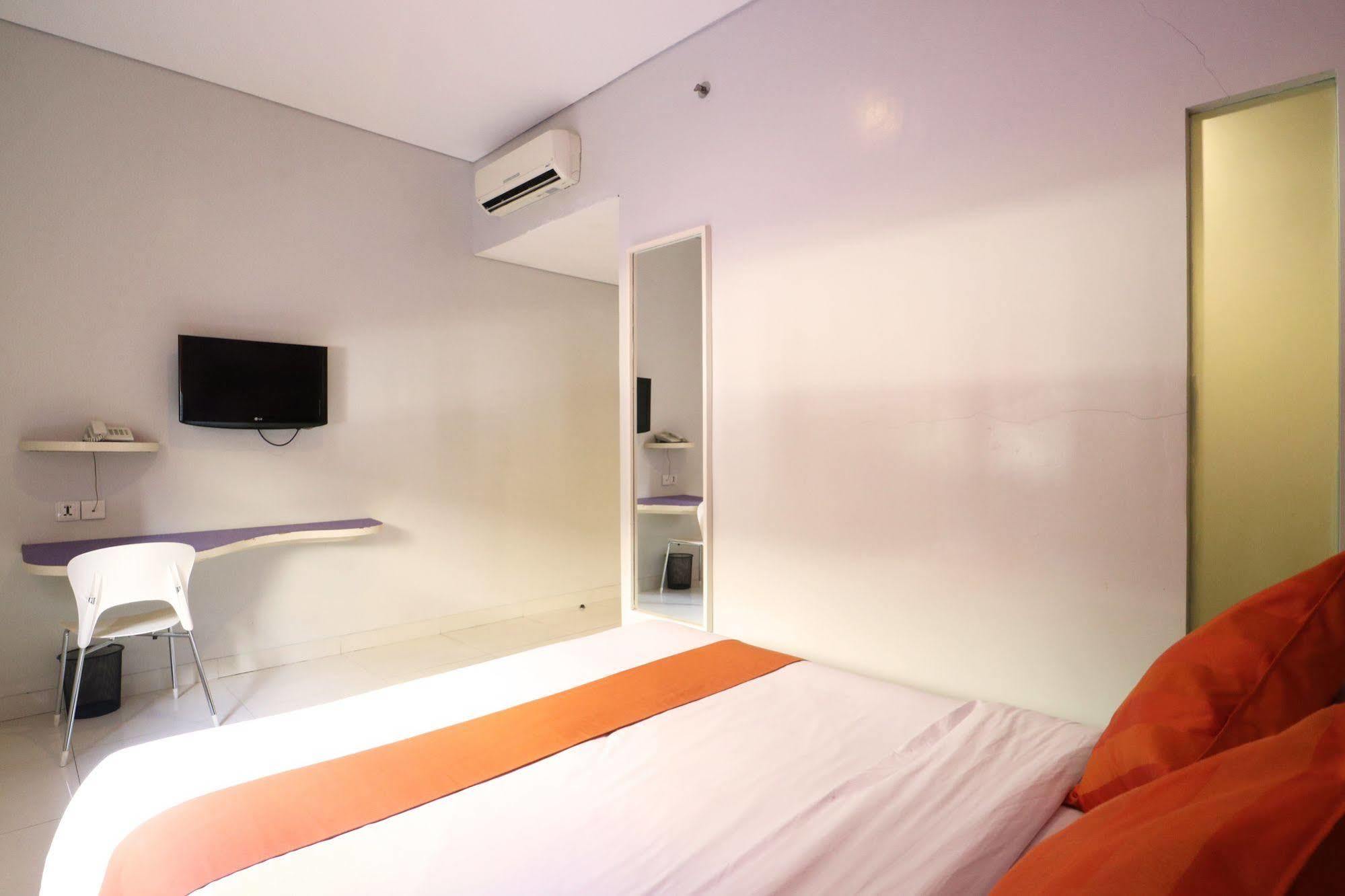 Inna 8 Lifestyle Hotel Denpasar Екстер'єр фото